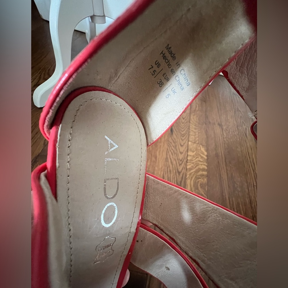 Pink heels - Picture 5 of 6